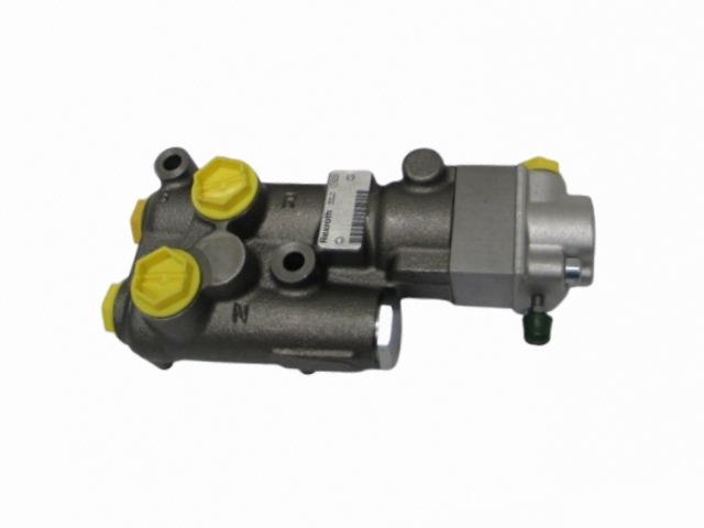 CNH 5165720 TRAILER BRAKE VALVE